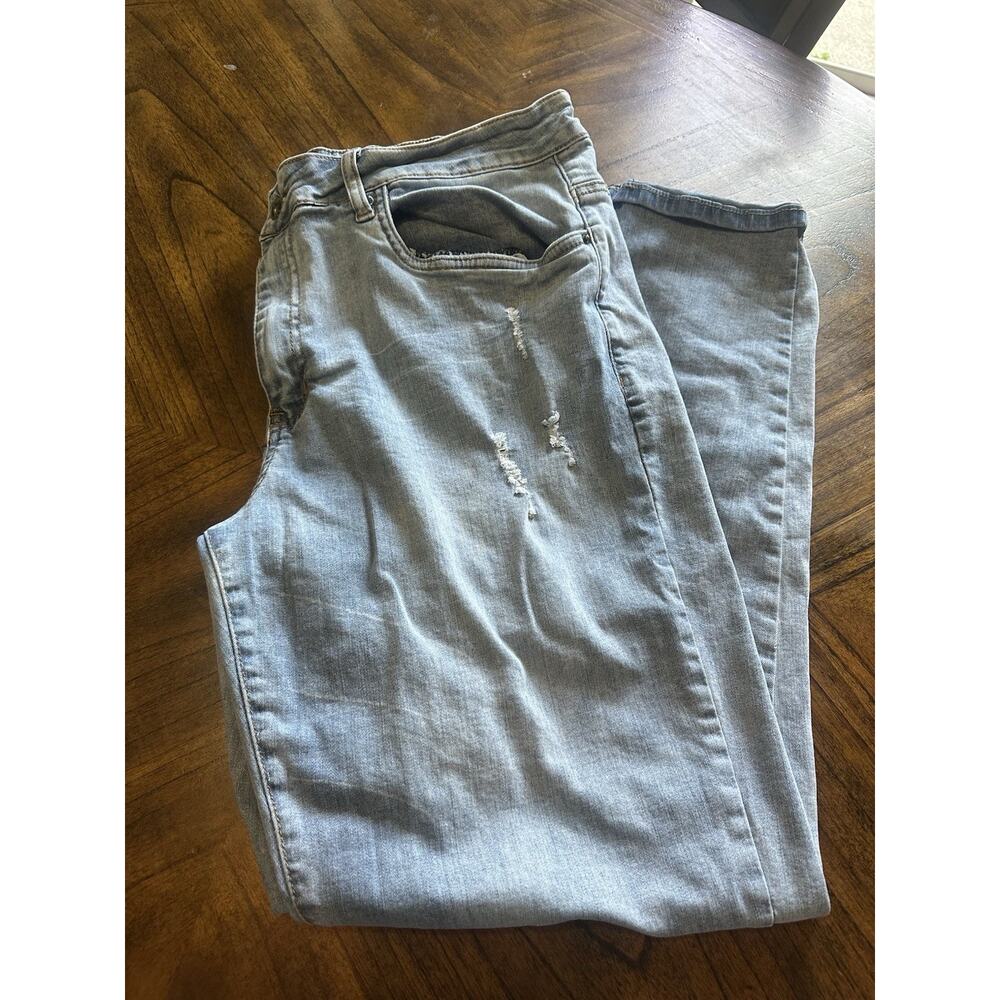 Lucky & Blessed Jeans Size 20 Light Wash. Y2K Style